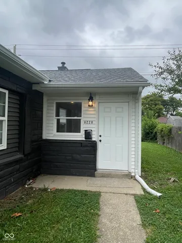 $775 | 6228 East 21st Street, Indianapolis, IN 46219