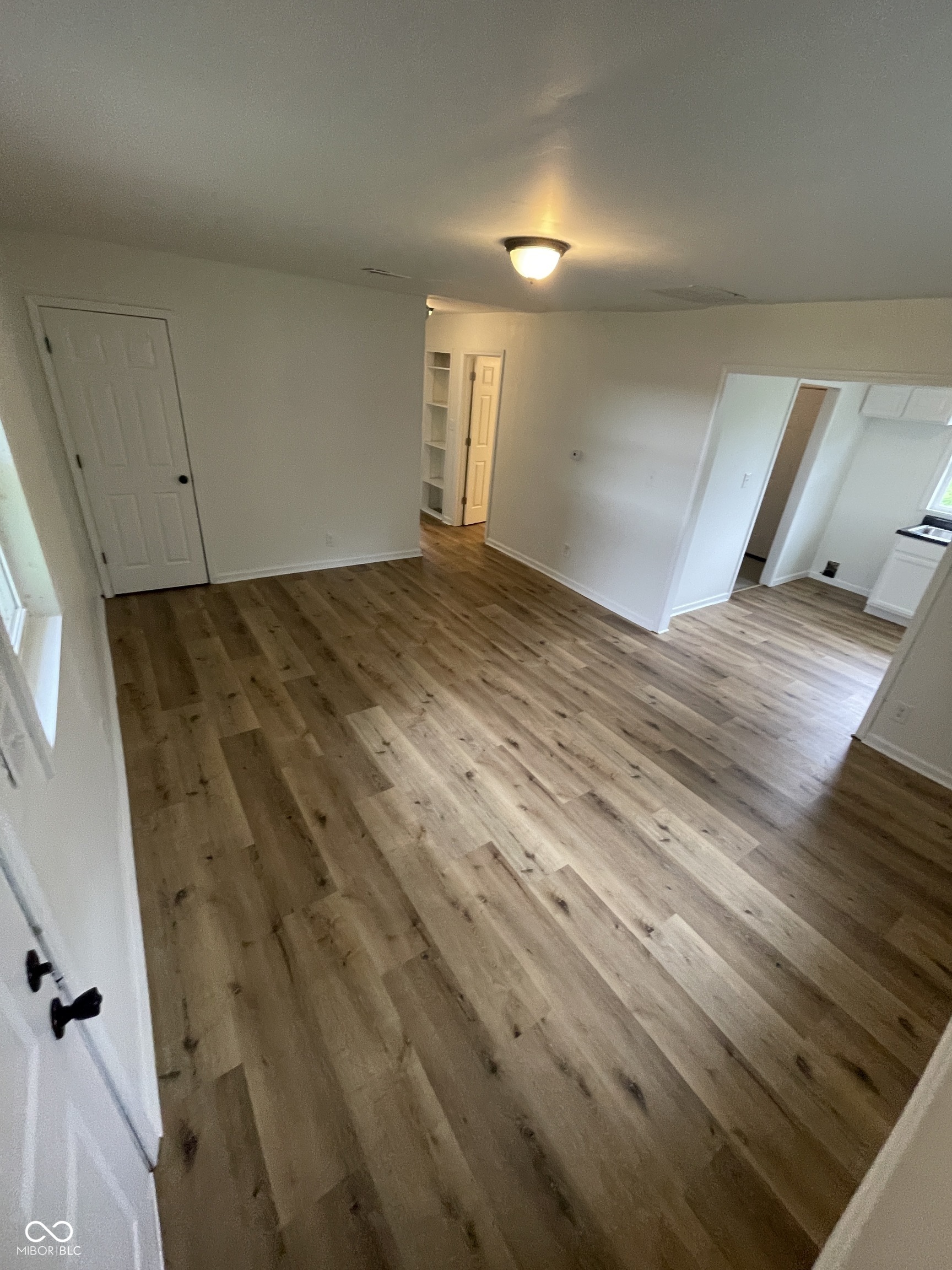 6228 East 21st Street Indianapolis, IN 46219 - Photo 5 of 13