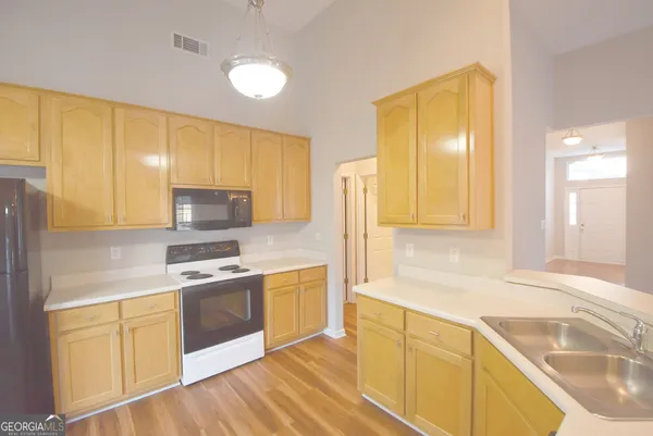 $2,650 | 219 Turnbridge Circle, Peachtree City, GA 30269
