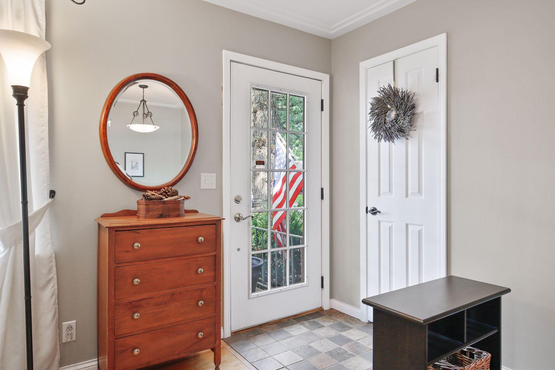 6313 Rolf Avenue Edina, MN 55439 - Photo 3 of 26 Gallery Image 3