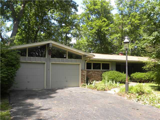 5980 Whitman Road Columbus, OH 43213 - Photo 1 of 25 Gallery Image 1