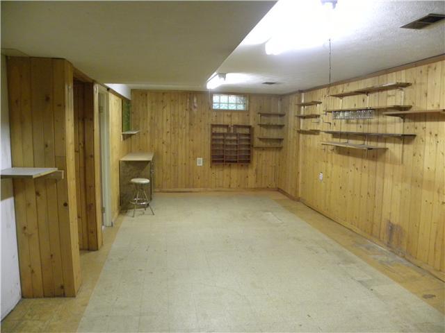 5980 Whitman Road Columbus, OH 43213 - Photo 24 of 25 Gallery Image 24
