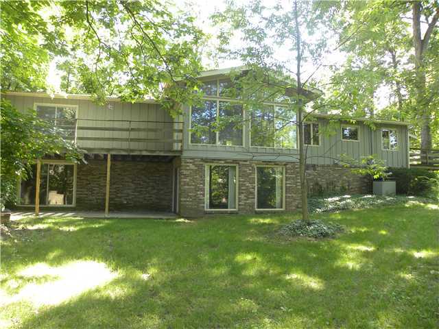 5980 Whitman Road Columbus, OH 43213 - Photo 3 of 25 Gallery Image 3
