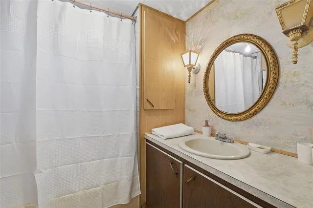 $135,000 | 4850 Brae Burn Avenue, Sarasota, FL 34234