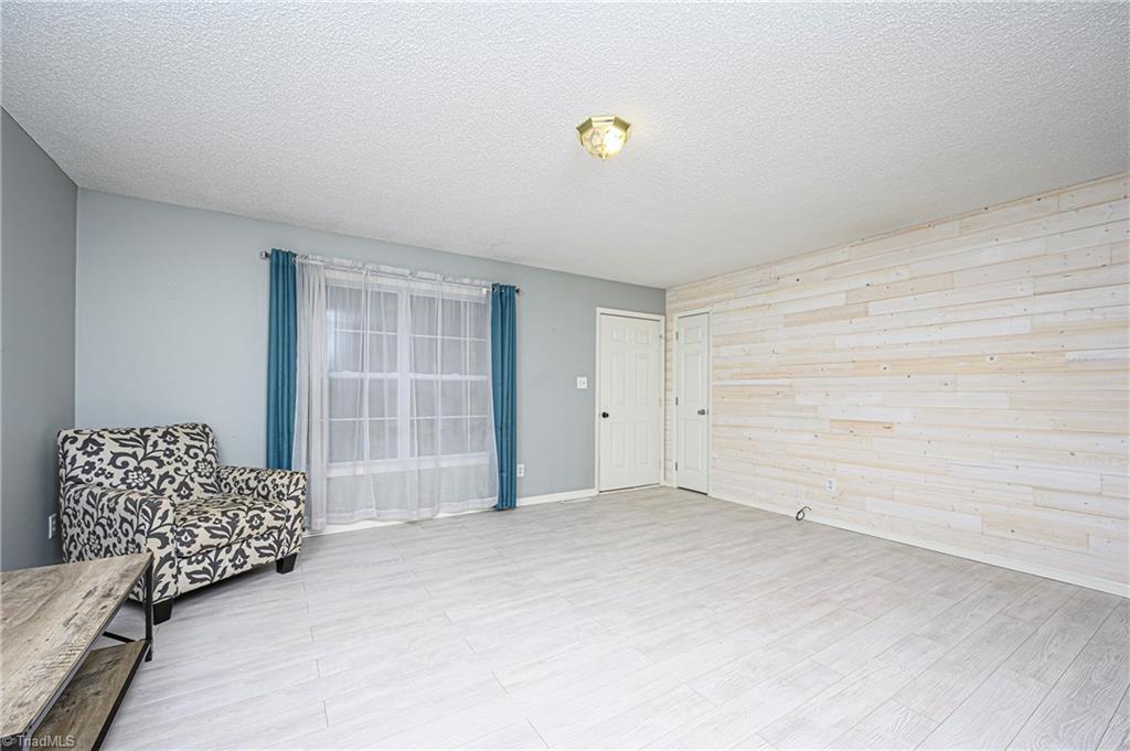 1083 Quail Road Lexington, NC 27292 - Photo 7 of 29 Gallery Image 7