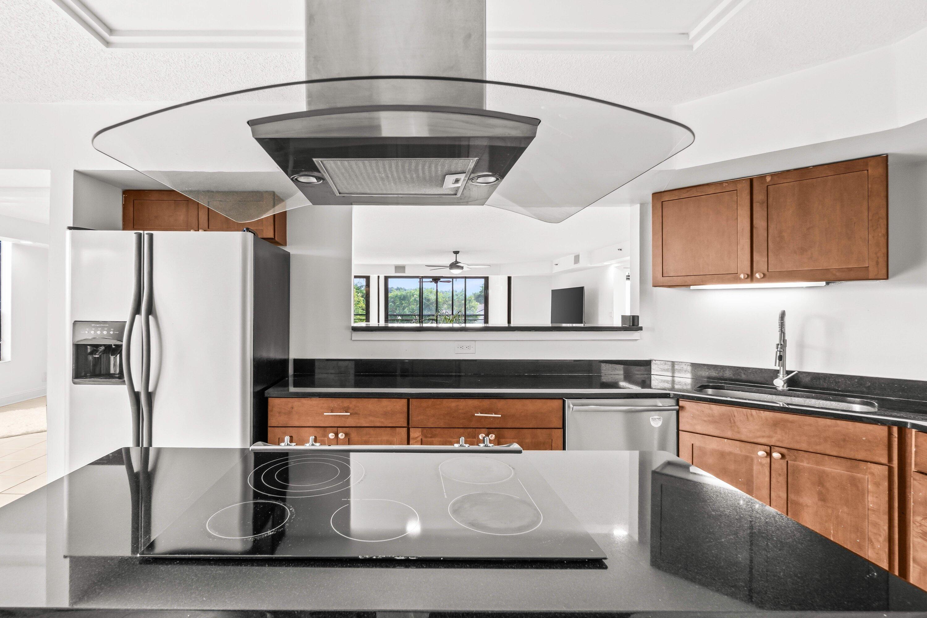 7201 Promenade Drive, Unit 302 Boca Raton, FL 33433 - Photo 10 of 44 007-7201PromenadeDrive-302-BocaRaton-FL-
