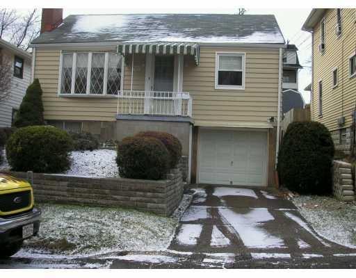 1625 Poplar Street McKees Rocks, PA 15136 - Photo 1 of 8 Exterior Front.