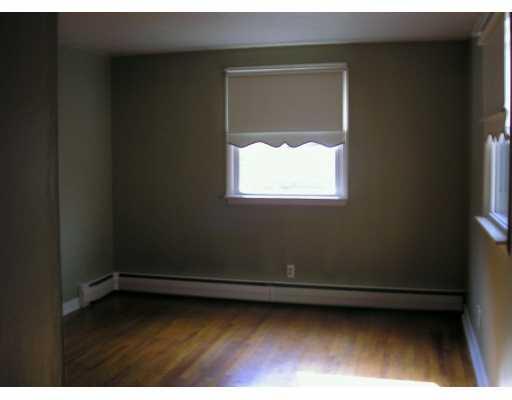 1625 Poplar Street McKees Rocks, PA 15136 - Photo 6 of 8 Master Bedroom.