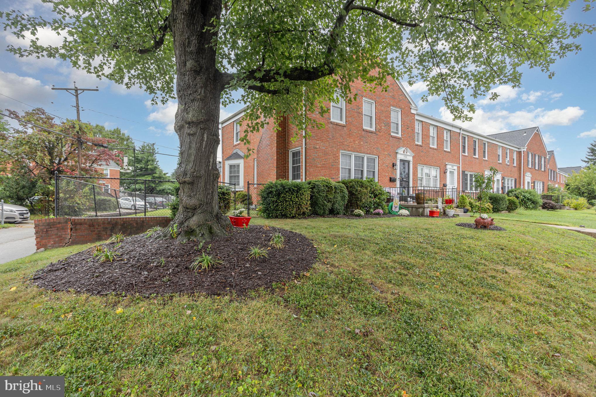 1500 Doxbury Road Baltimore, MD 21286 - Photo 34 of 36 a view of street with large trees