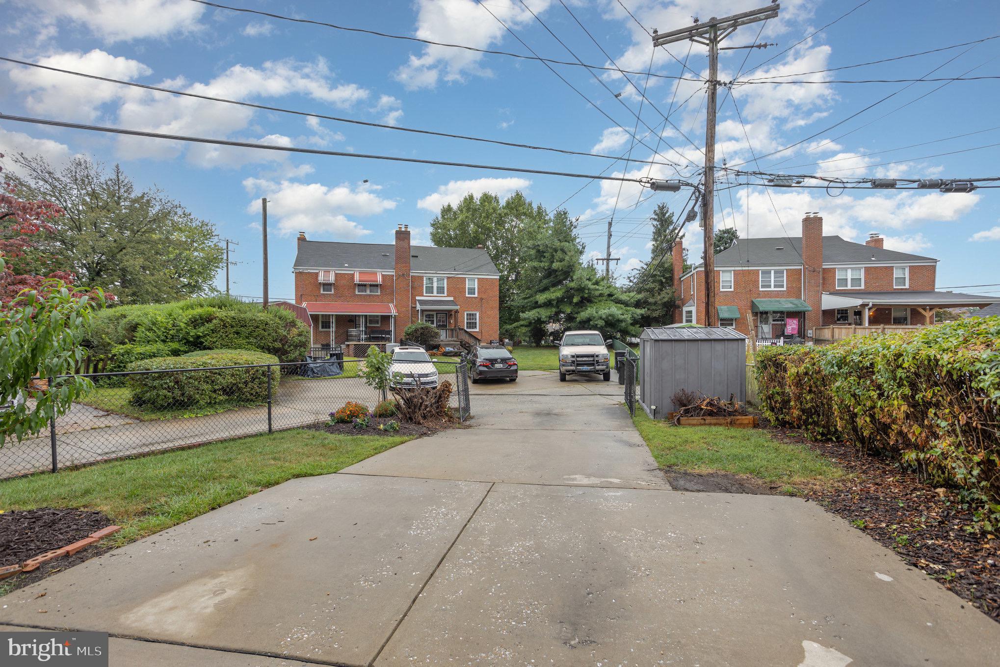 1500 Doxbury Road Baltimore, MD 21286 - Photo 36 of 36 a view of a patio with couches and potted plants