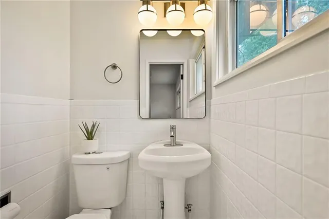 $260,000 | 8605 Everett Street, Raytown, MO 64138