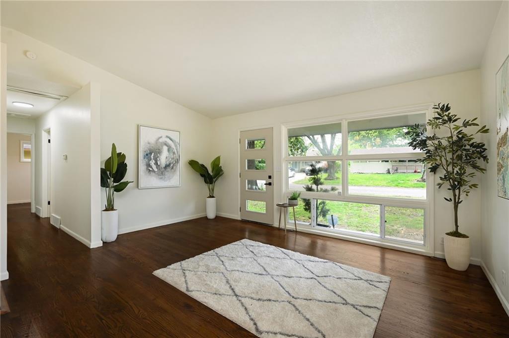 8605 Everett Street Raytown, MO 64138 - Photo 6 of 27