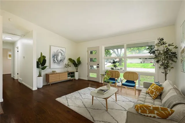 $260,000 | 8605 Everett Street, Raytown, MO 64138