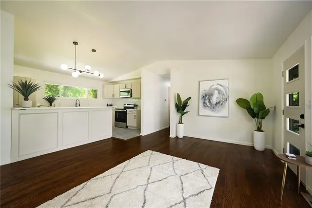 $260,000 | 8605 Everett Street, Raytown, MO 64138