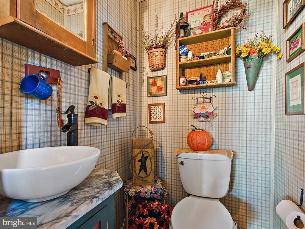 144 Freeport Road Lebanon, PA 17046 - Photo 18 of 37 Gallery Image 18