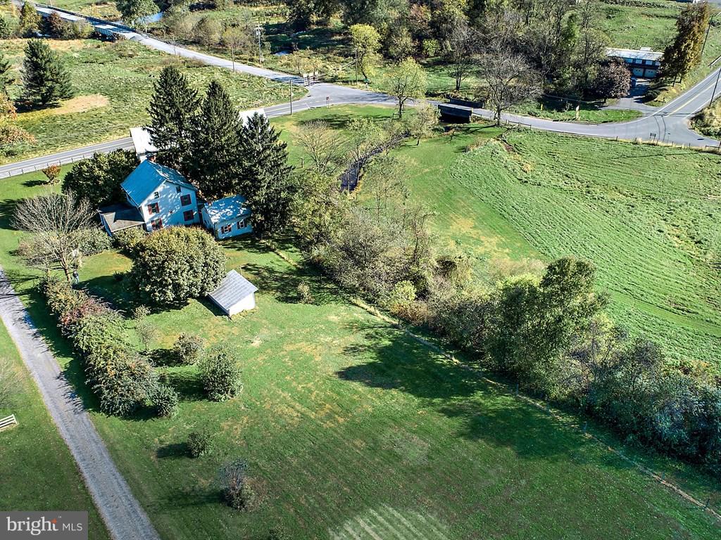 144 Freeport Road Lebanon, PA 17046 - Photo 3 of 37 Gallery Image 3
