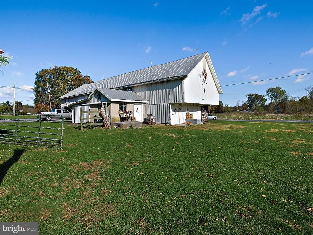 144 Freeport Road Lebanon, PA 17046 - Photo 35 of 37 Gallery Image 35