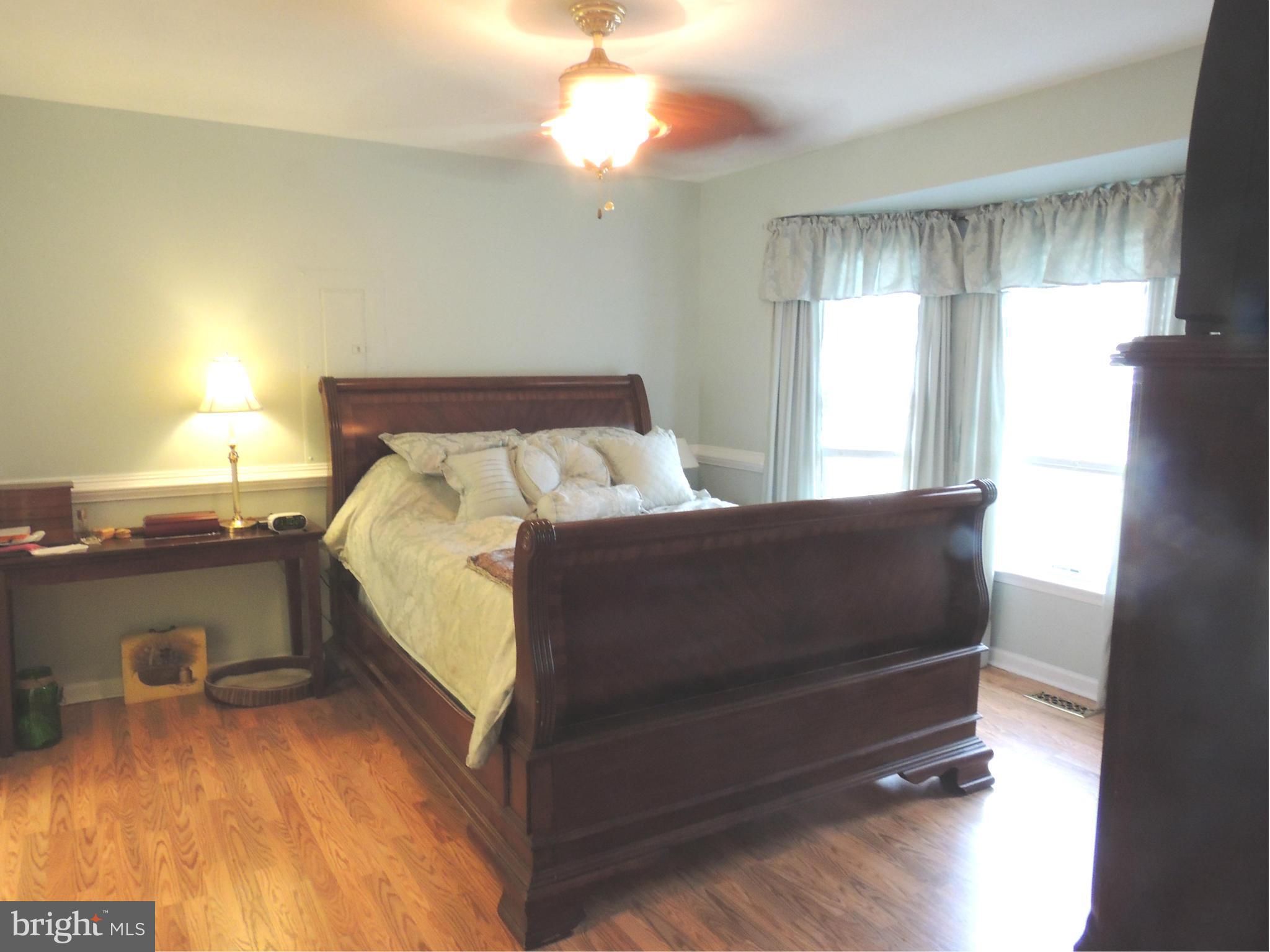 208 Azalea Road Colonial Beach, VA 22443 - Photo 14 of 22 Bedroom (Master)