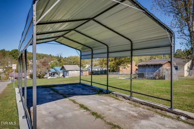 $215,000 | 837 East State Street, Bristol, TN 37620