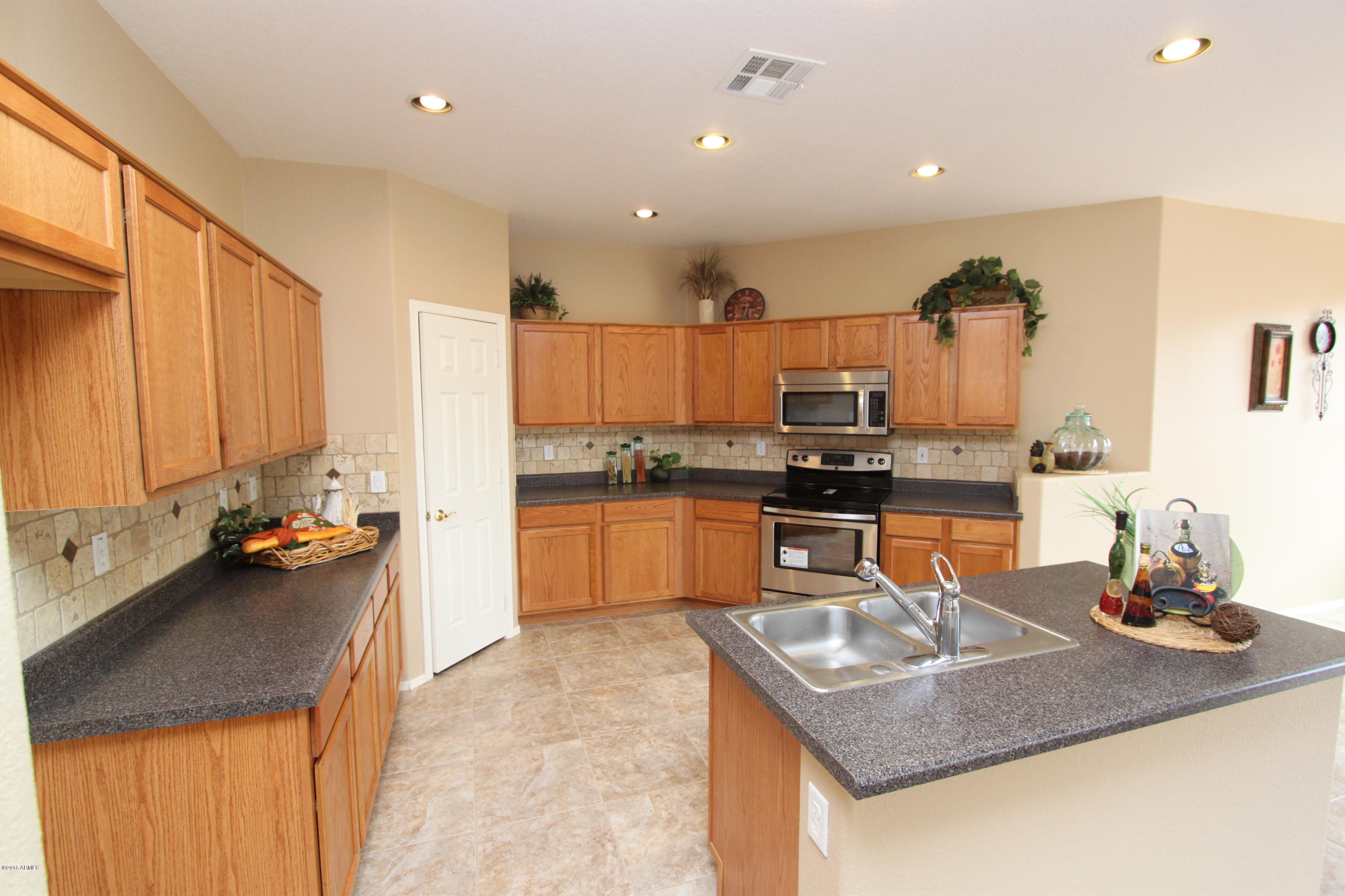 45674 West Ranch Road Maricopa, AZ 85139 - Photo 7 of 35 Ranch 010