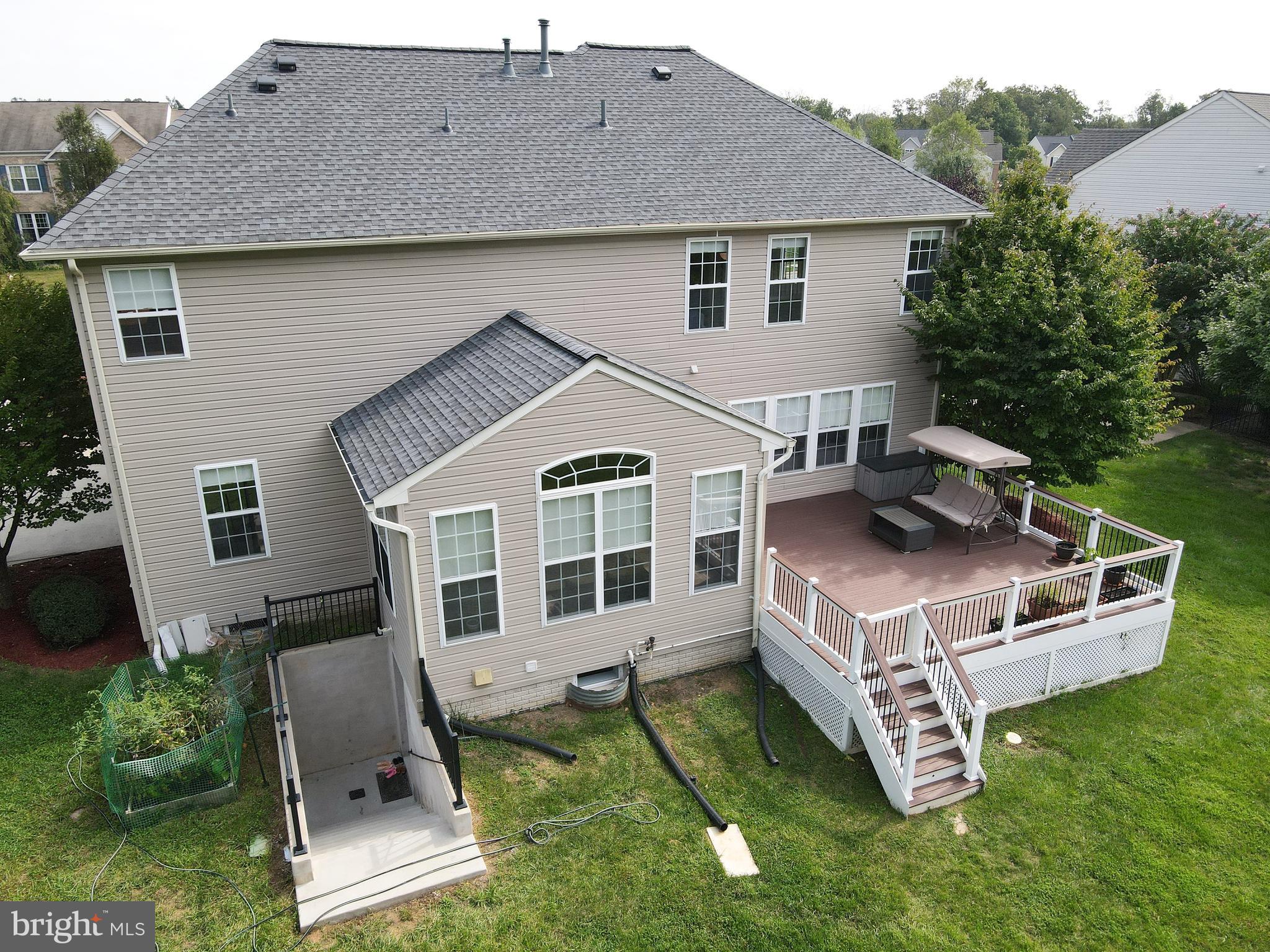 25837 Spring Farm Circle Chantilly, VA 20152 - Photo 39 of 43 Gallery Image 39