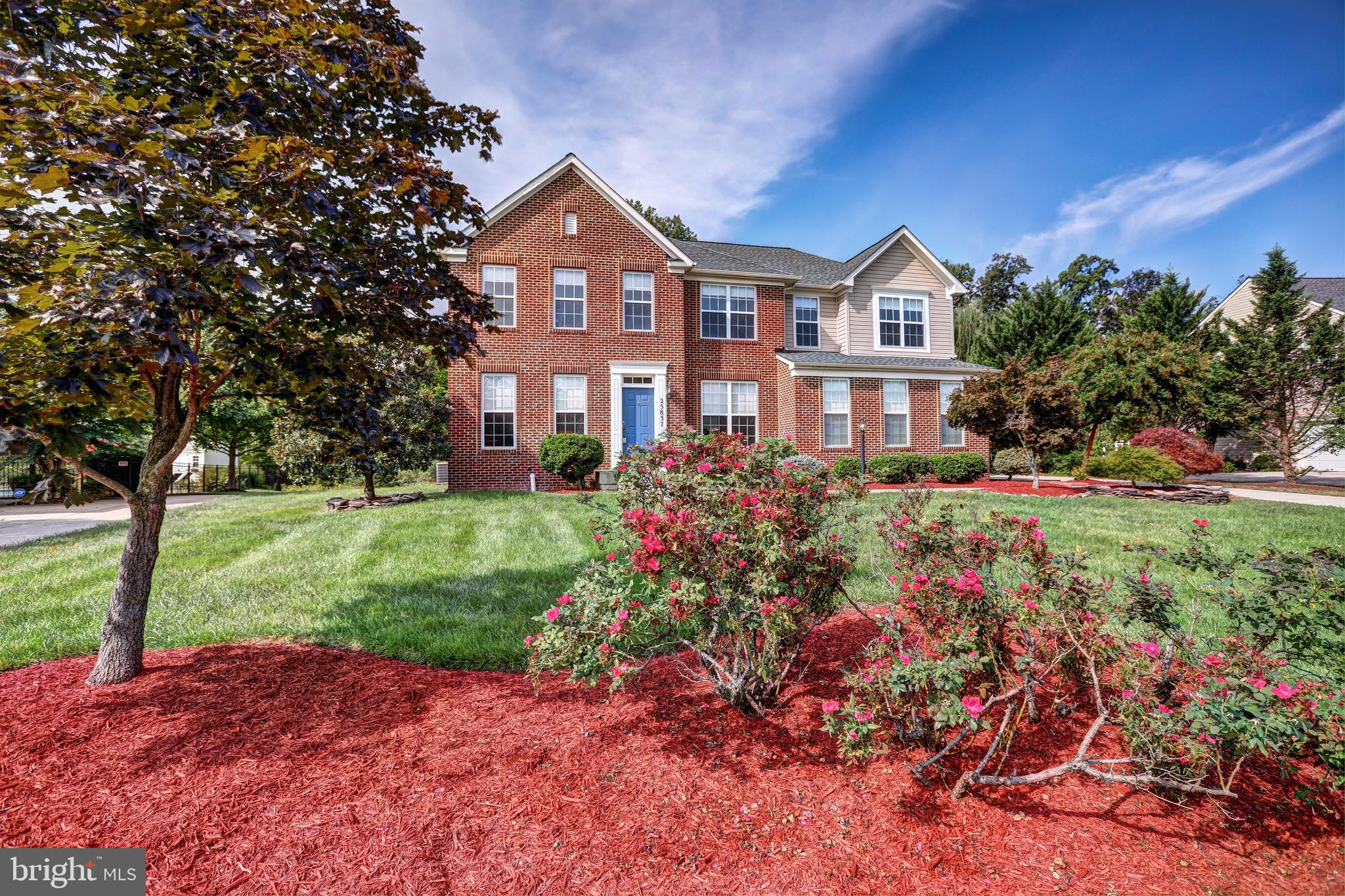25837 Spring Farm Circle Chantilly, VA 20152 - Photo 5 of 43 Gallery Image 5