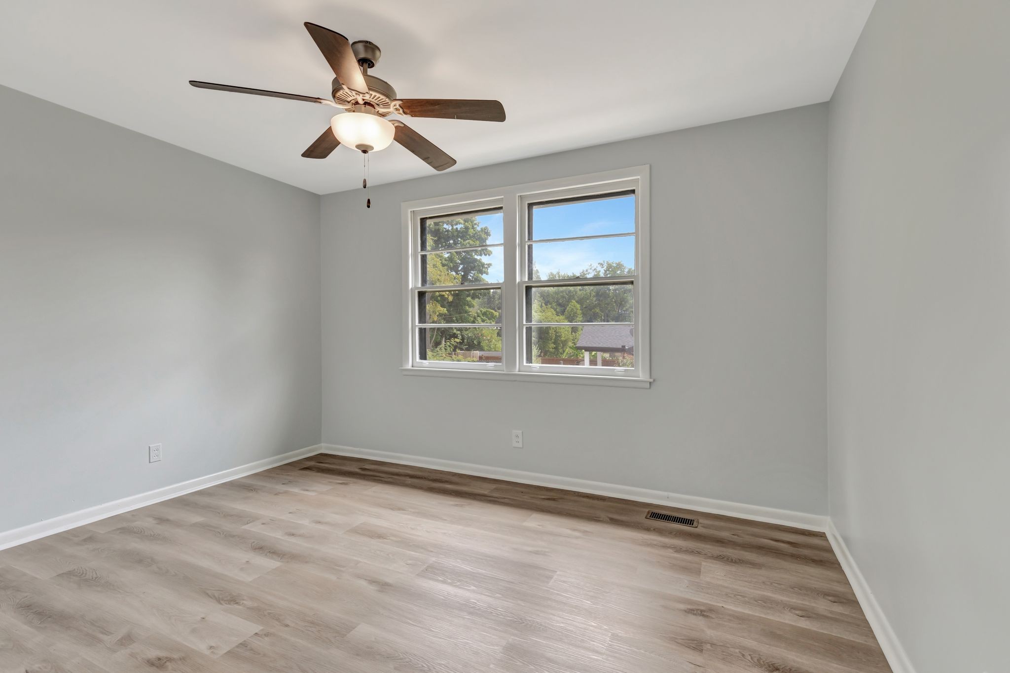 829 Richards Road Antioch, TN 37013 - Photo 11 of 29 Gallery Image 11