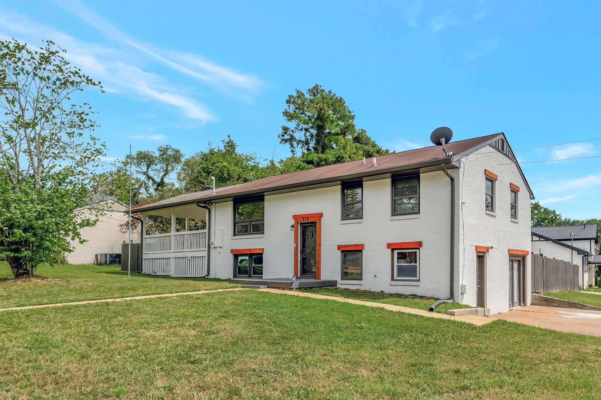 829 Richards Road Antioch, TN 37013 - Photo 2 of 29 Gallery Image 2