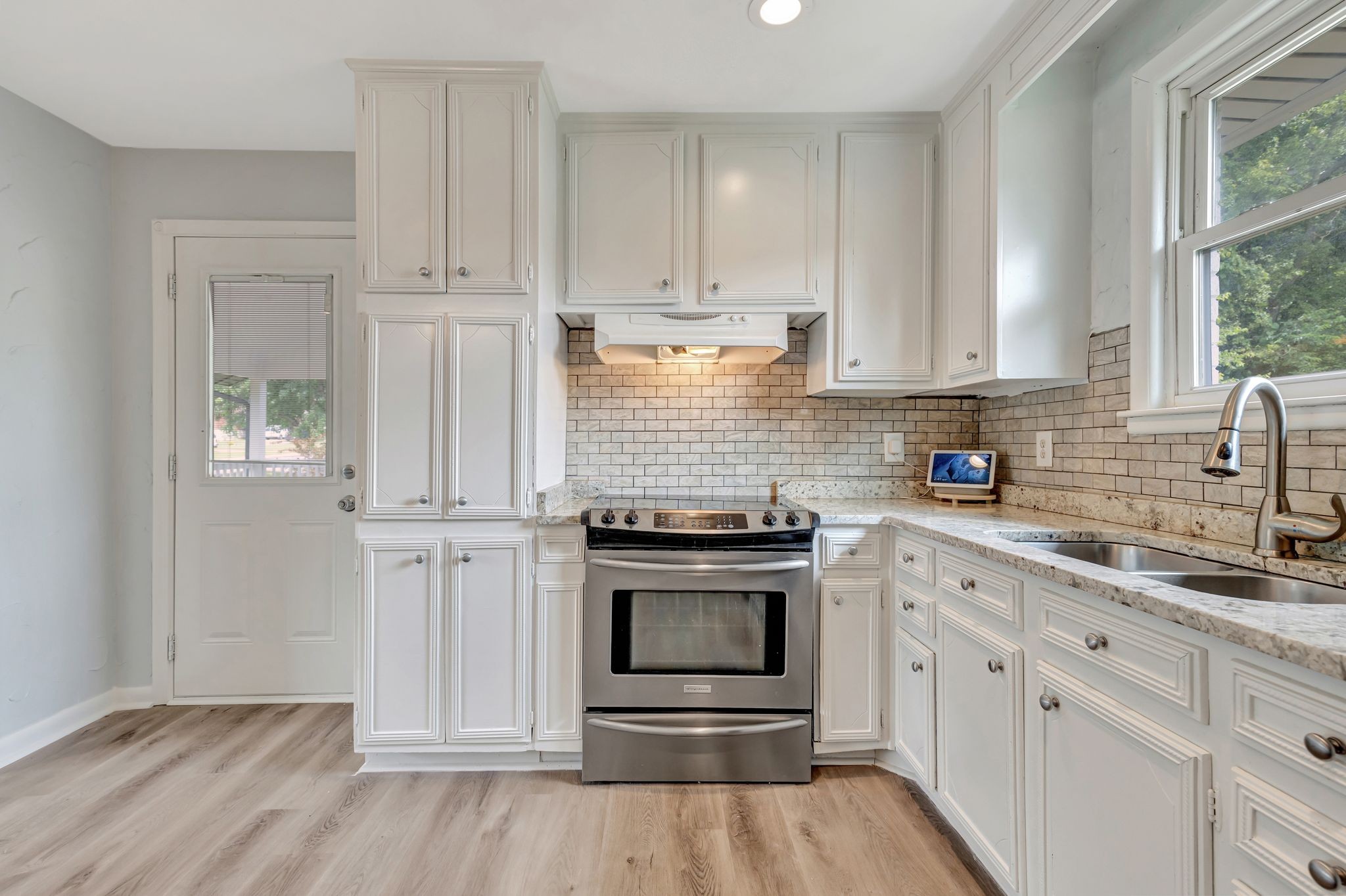 829 Richards Road Antioch, TN 37013 - Photo 10 of 29 Gallery Image 10