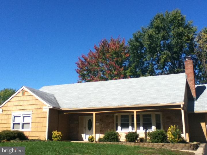 139 Country Club Road Willingboro, NJ 08046 - Photo 3 of 12 Exterior
