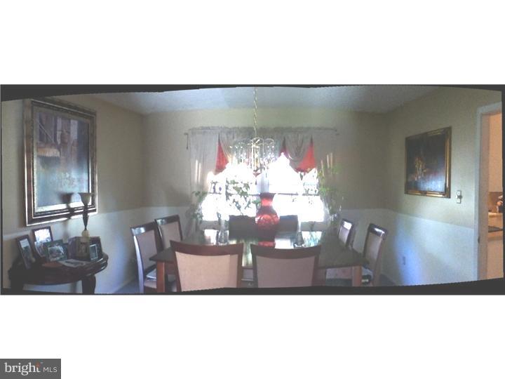 139 Country Club Road Willingboro, NJ 08046 - Photo 8 of 12 Dining Room