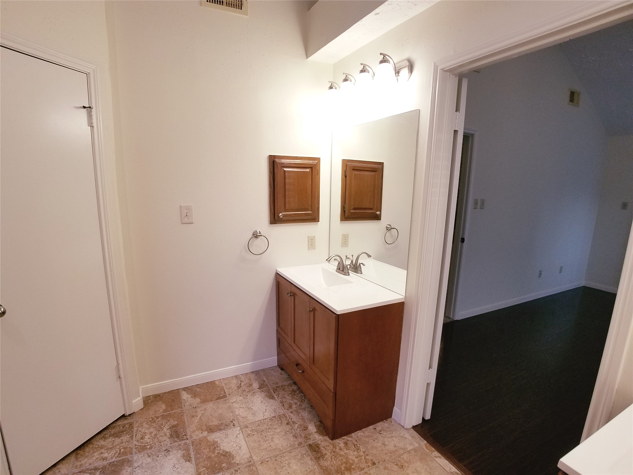 2111 Echo Ridge Sugar Land, TX 77478 - Photo 24 of 30 Gallery Image 24