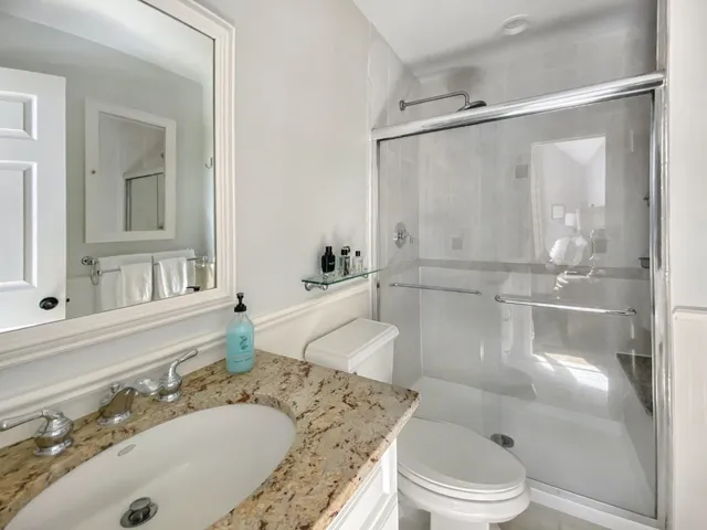 $40,000 | 63 Shinnecock Hills Road, Southampton, NY 11968