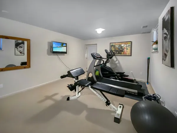 $40,000 | 63 Shinnecock Hills Road, Southampton, NY 11968