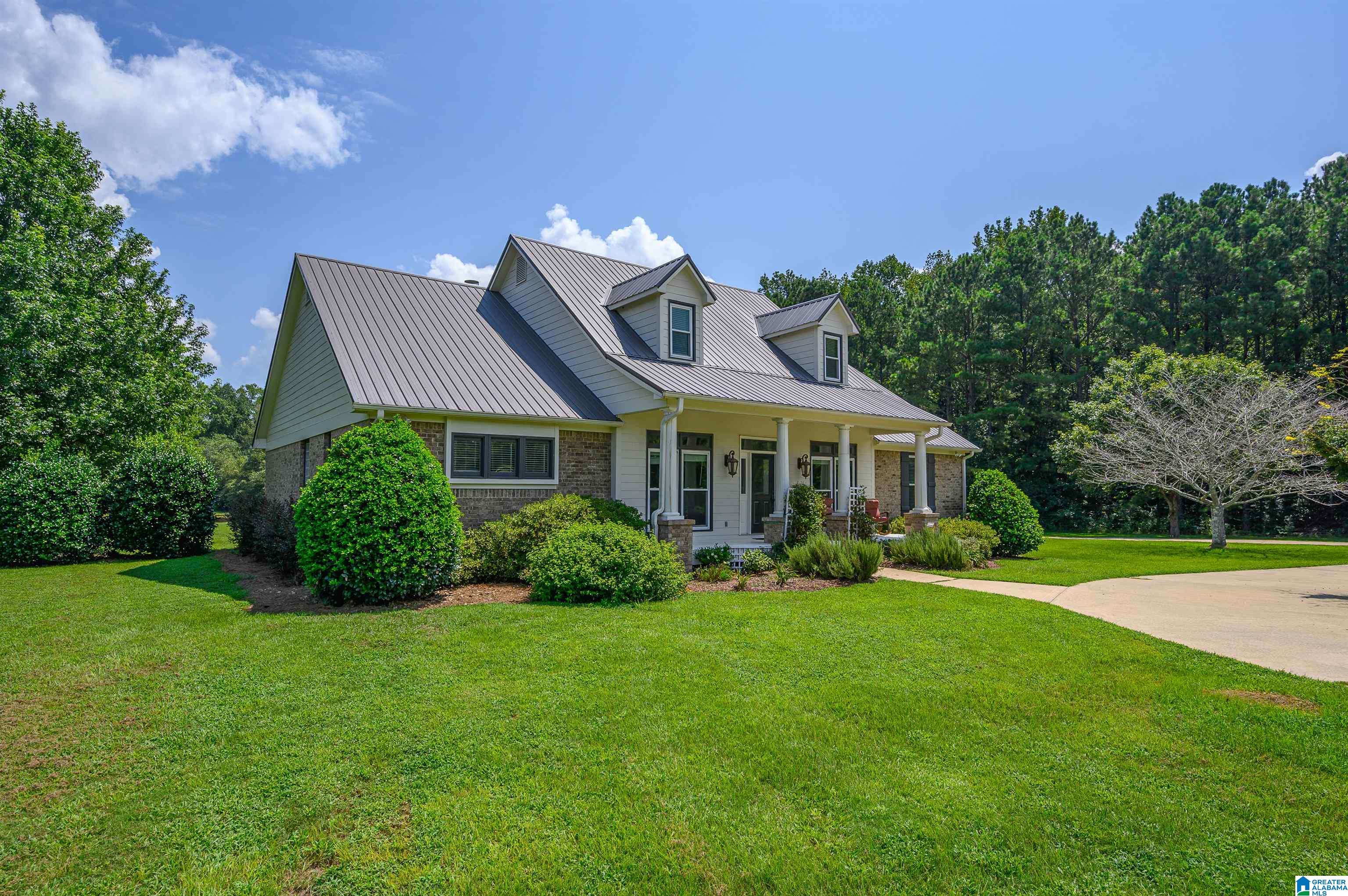 6578 Chelsea Road Columbiana, AL 35051 - Photo 2 of 52