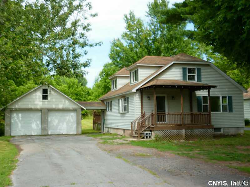 1378 Glenwood Avenue Oneida, NY 13421 - Photo 1 of 1 Exterior Front.