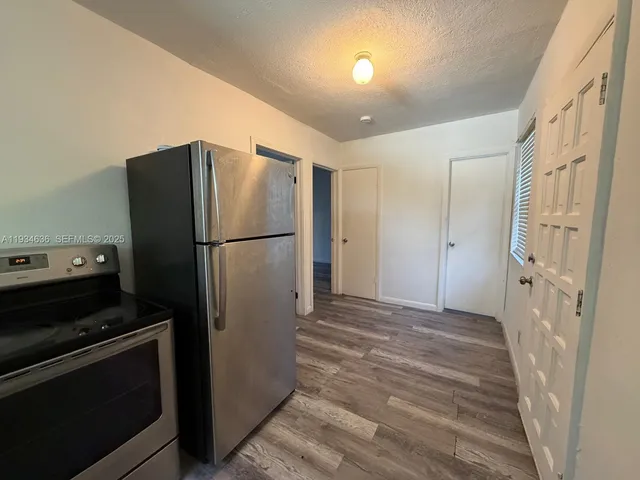 $1,700 | 7637 Northwest 3rd Avenue, Unit 3, Miami, FL 33150