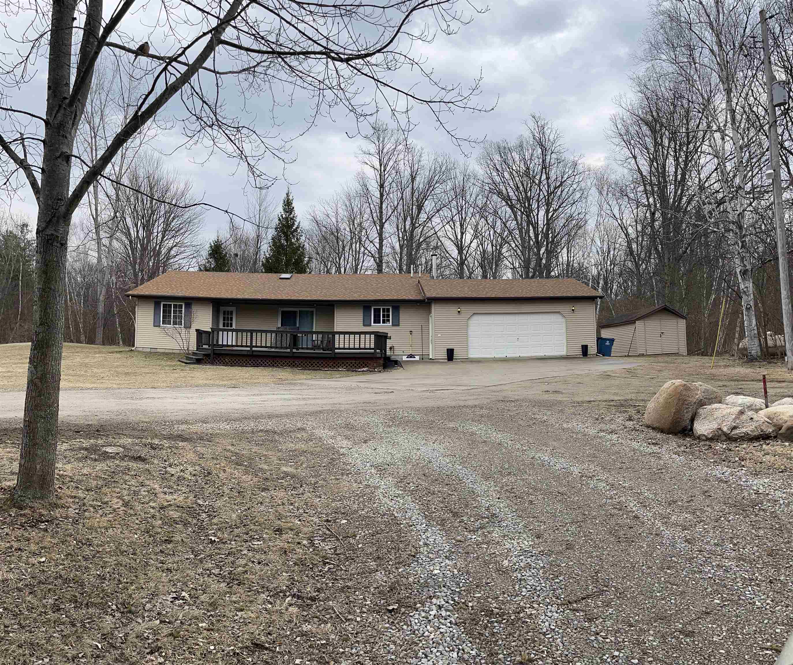 4175 Hicks Road Beaverton, MI 48612 - Photo 1 of 23