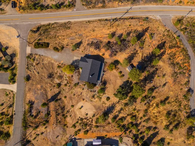 $409,000 | 11361 Tanstaafl Lane, Redding, CA 96001