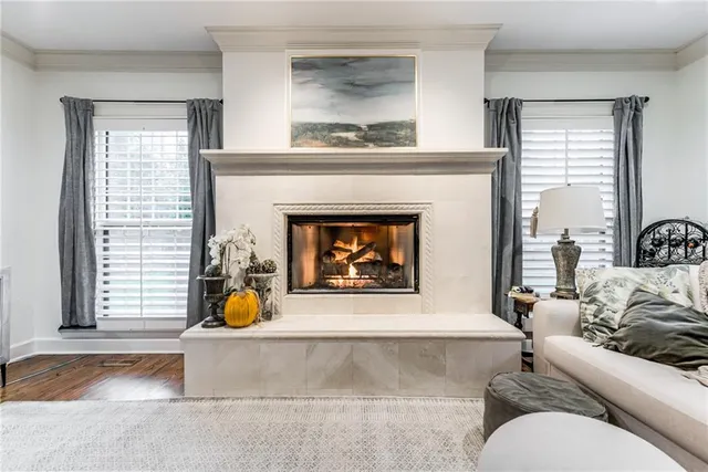 $1,300,000 | 1227 Huntington Road, Kansas City, MO 64113