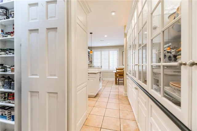 $1,300,000 | 1227 Huntington Road, Kansas City, MO 64113