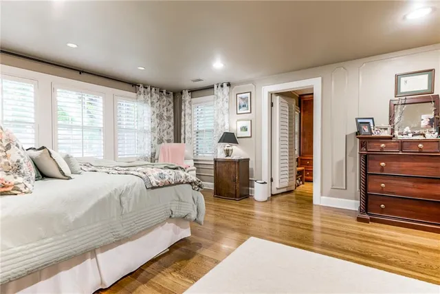 $1,300,000 | 1227 Huntington Road, Kansas City, MO 64113