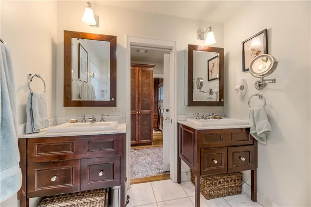 $1,300,000 | 1227 Huntington Road, Kansas City, MO 64113