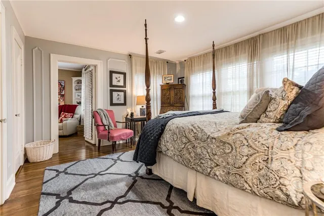 $1,300,000 | 1227 Huntington Road, Kansas City, MO 64113