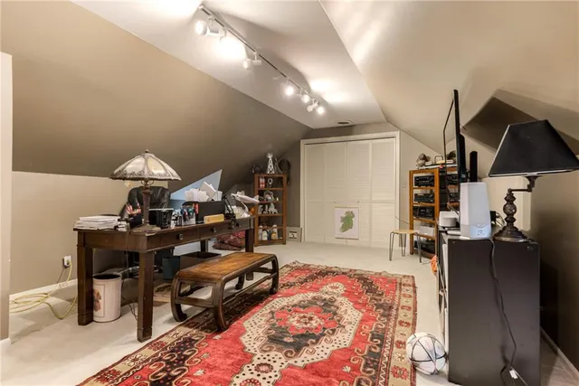 $1,300,000 | 1227 Huntington Road, Kansas City, MO 64113