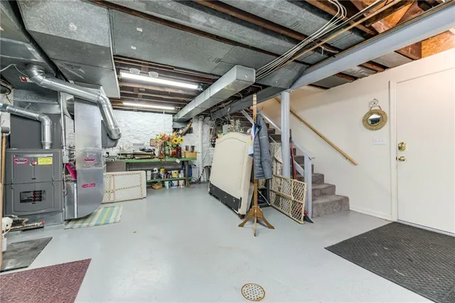 $1,300,000 | 1227 Huntington Road, Kansas City, MO 64113