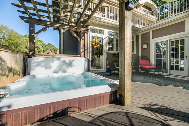 $1,300,000 | 1227 Huntington Road, Kansas City, MO 64113