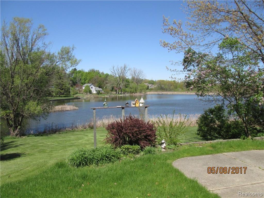 2749 Earl Lake Road Howell, MI 48843 - Photo 5 of 26 Gallery Image 5