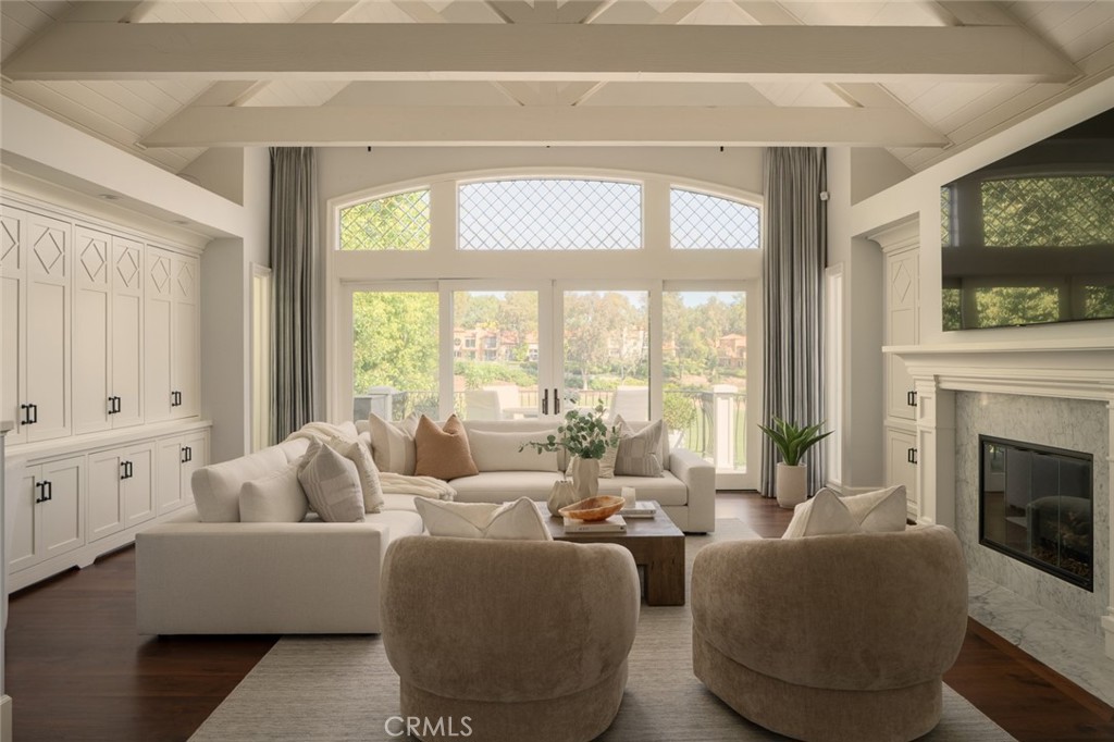 2 Royal St George Road Newport Beach, CA 92660 - Photo 20 of 51 Gallery Image 20