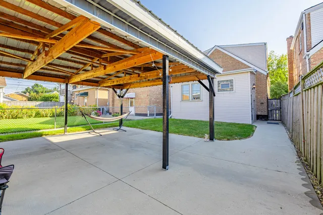 $340,000 | 6724 South Kolin Avenue, Chicago, IL 60629